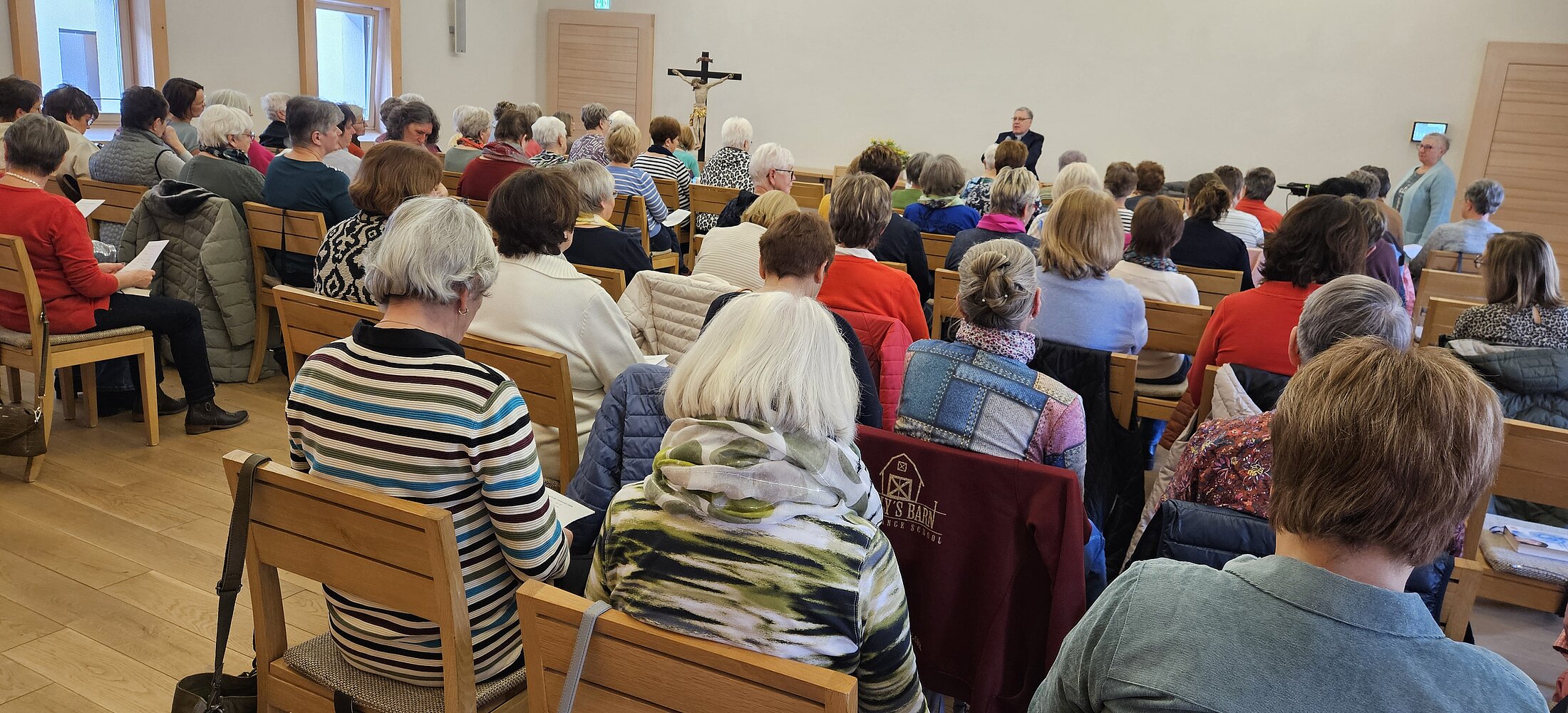 Dir. Manfred Strigl referiert bei einem Einkehrtag
