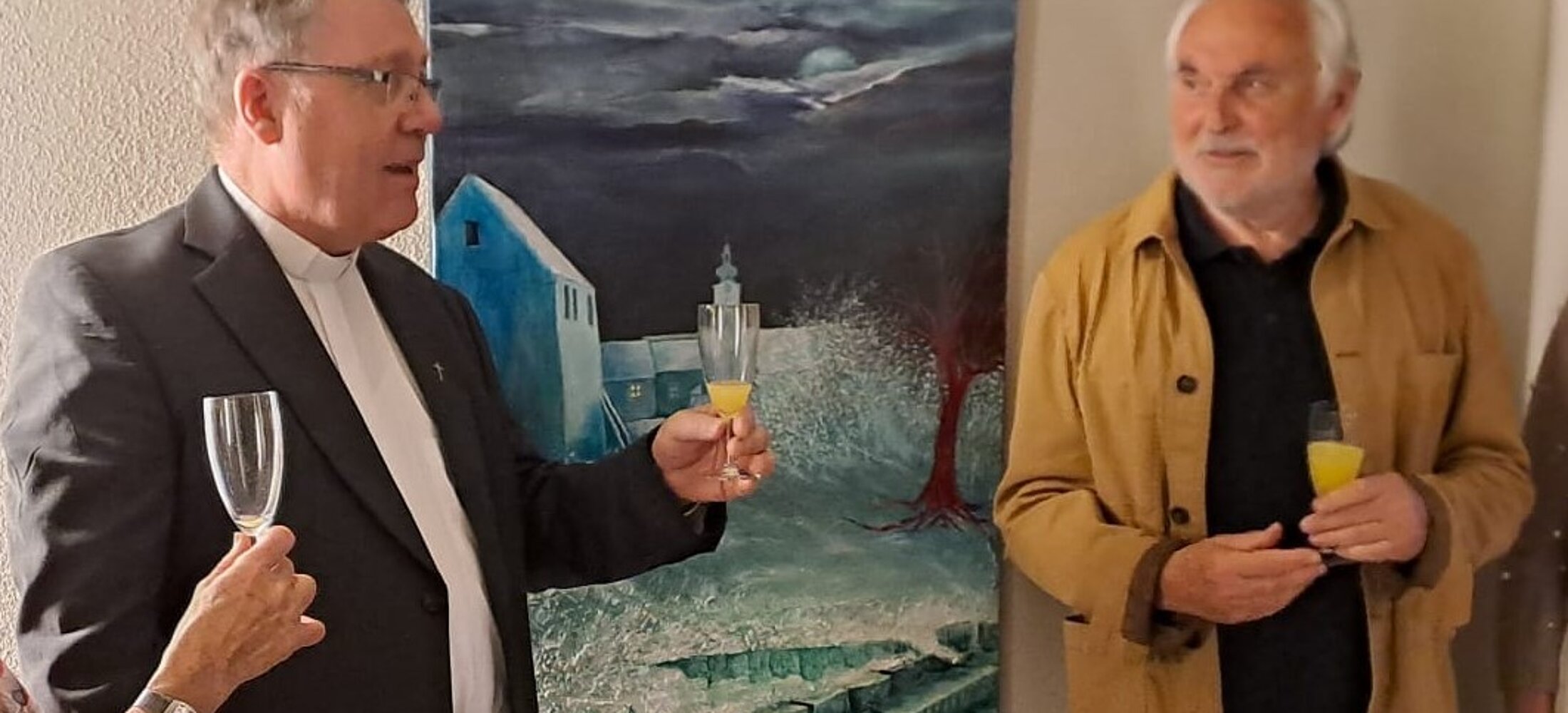 Direktor Manfred Strigl und der Maler Ernst Umann vor dem Bild "Der Oberpfälzer Winter auf der Roten Liste"