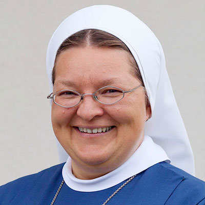 Porträtbild Referentin Sr. M. Veronika Häusler